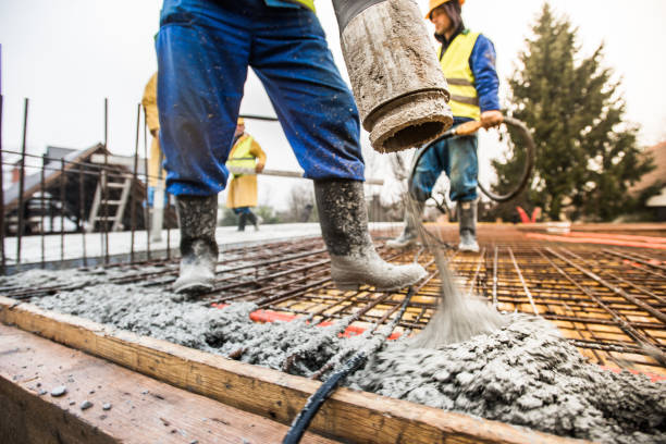Best Concrete Pool Decks in Litchfield, IL